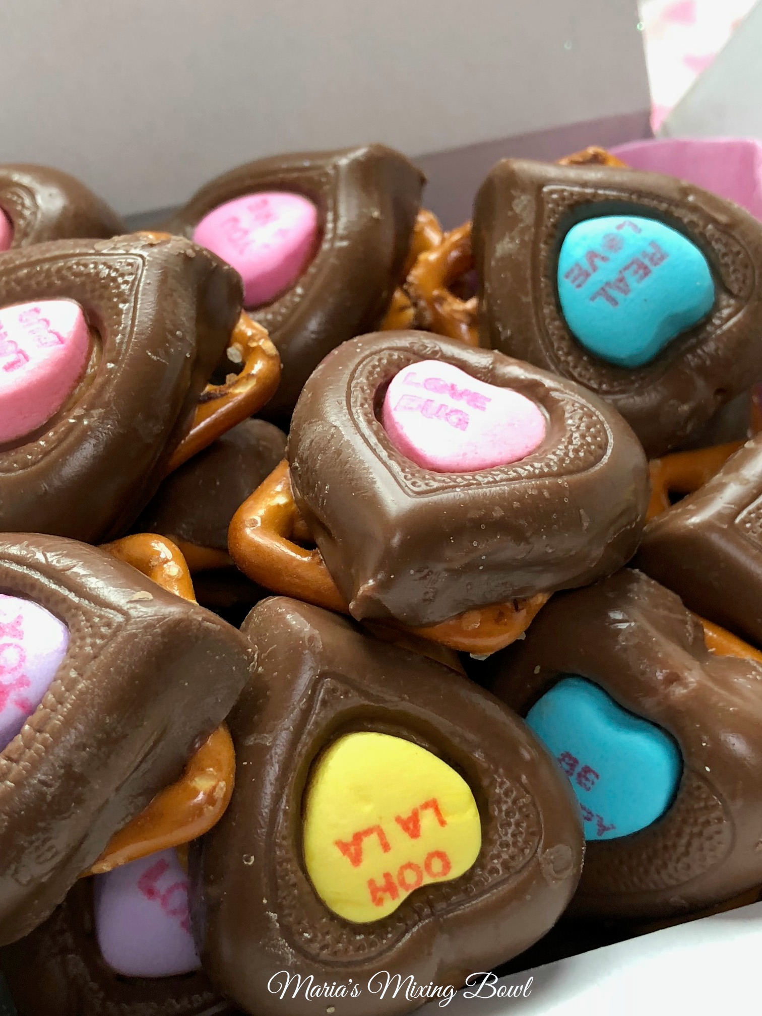 Valentine Chocolate Pretzel Hearts