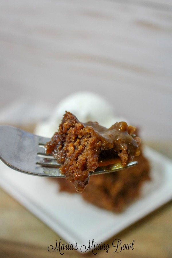 Slow Cooker Gingerbread Cake