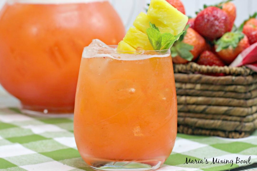 Pineapple Strawberry Lemonade Maria's Mixing Bowl