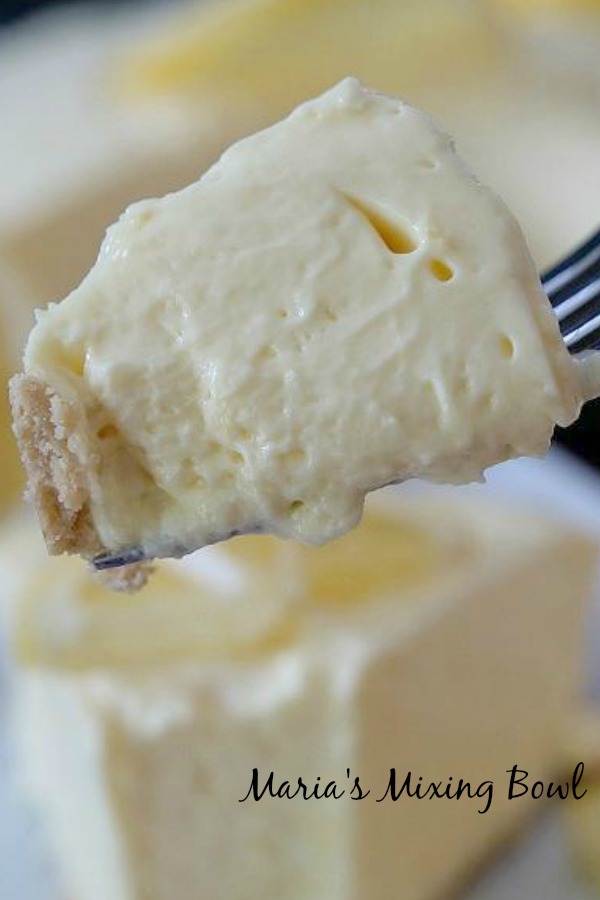 No-Bake Lemon Cheesecake Pie