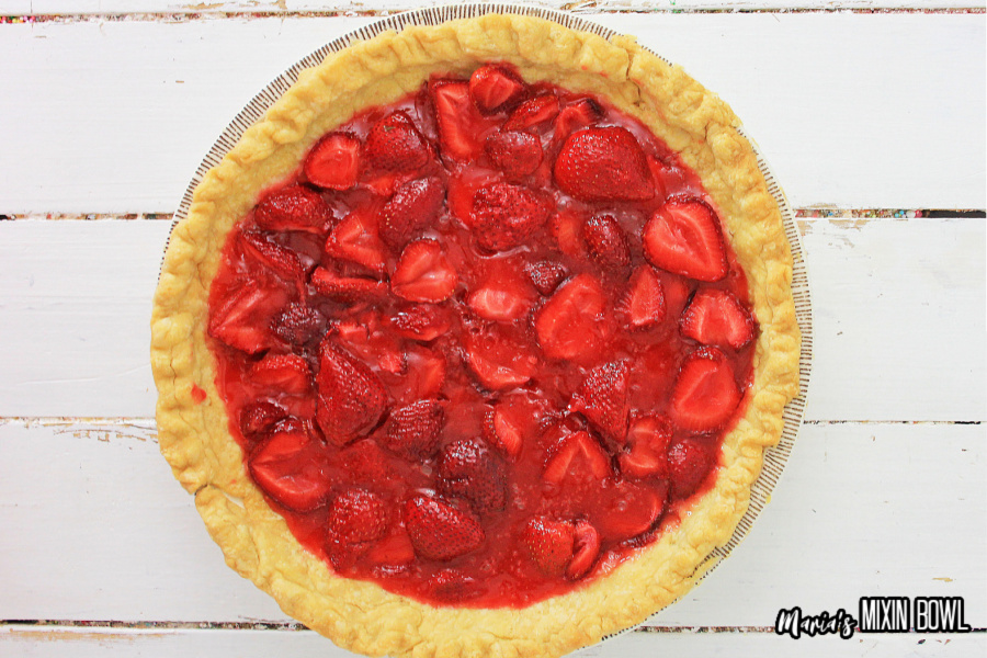 Easy Fresh Strawberry Pie in pie crust.