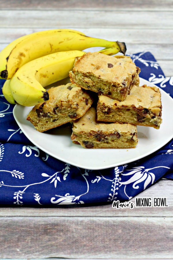 Chunky bars with bananas on a white plate