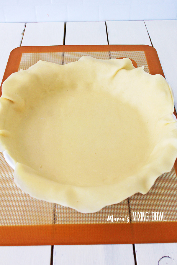 Pie crust in pie plate