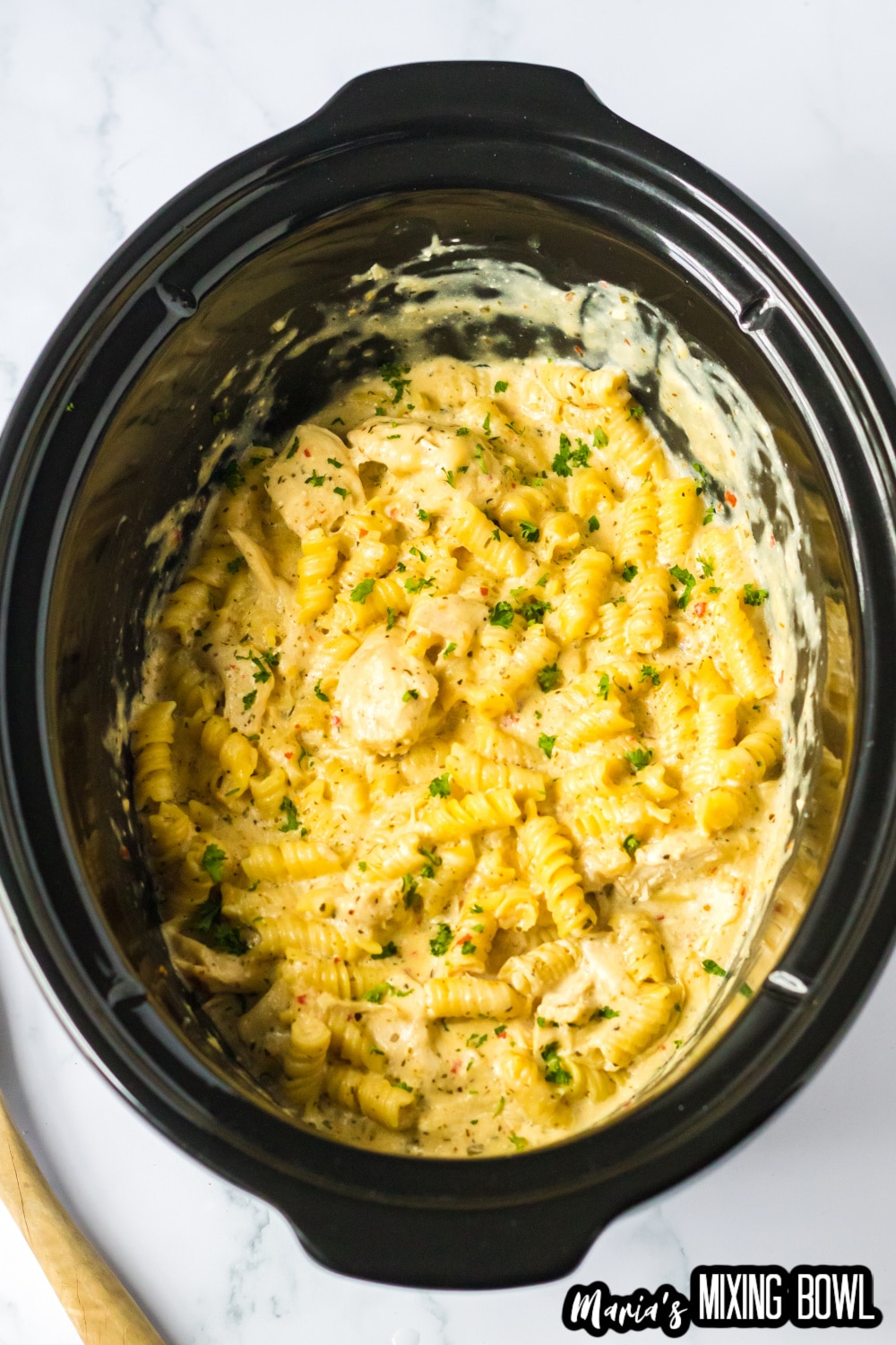 garlic parmesan chicken pasta in a slow cooker