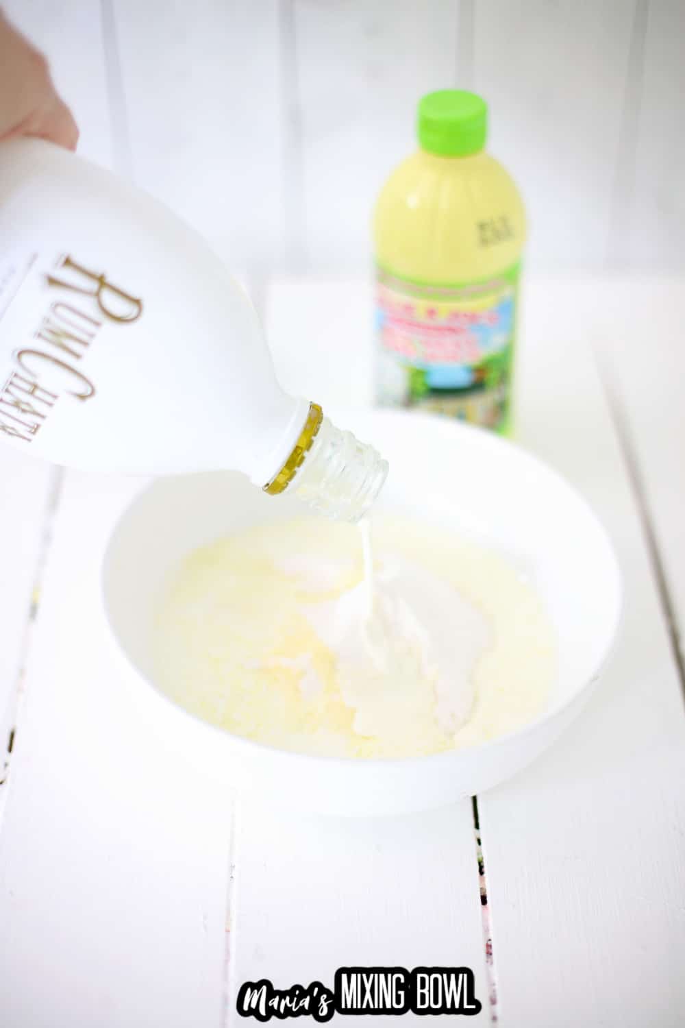 rum chata being mixed with pudding