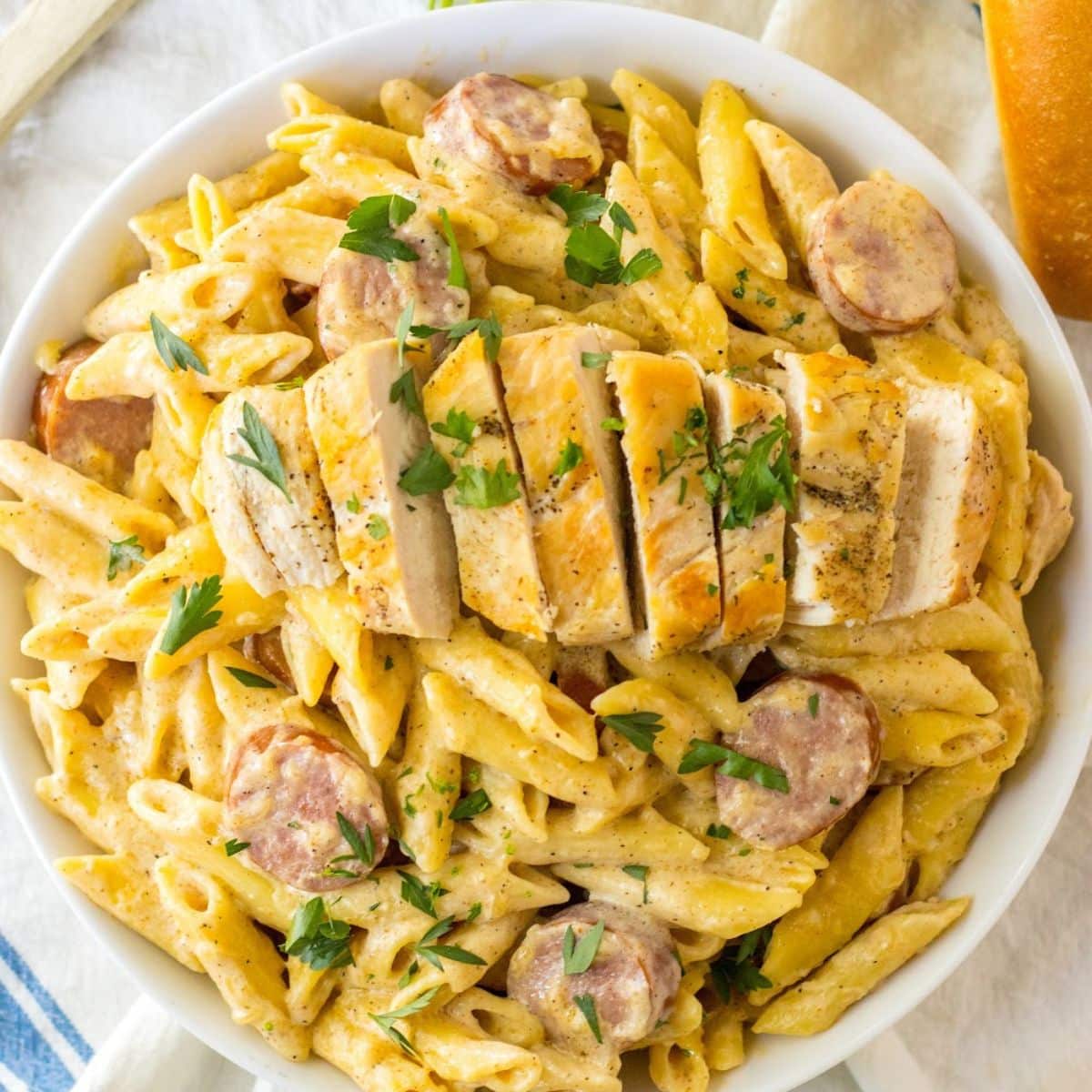 Slow Cooker Cajun Chicken Alfredo - Maria's Mixing Bowl