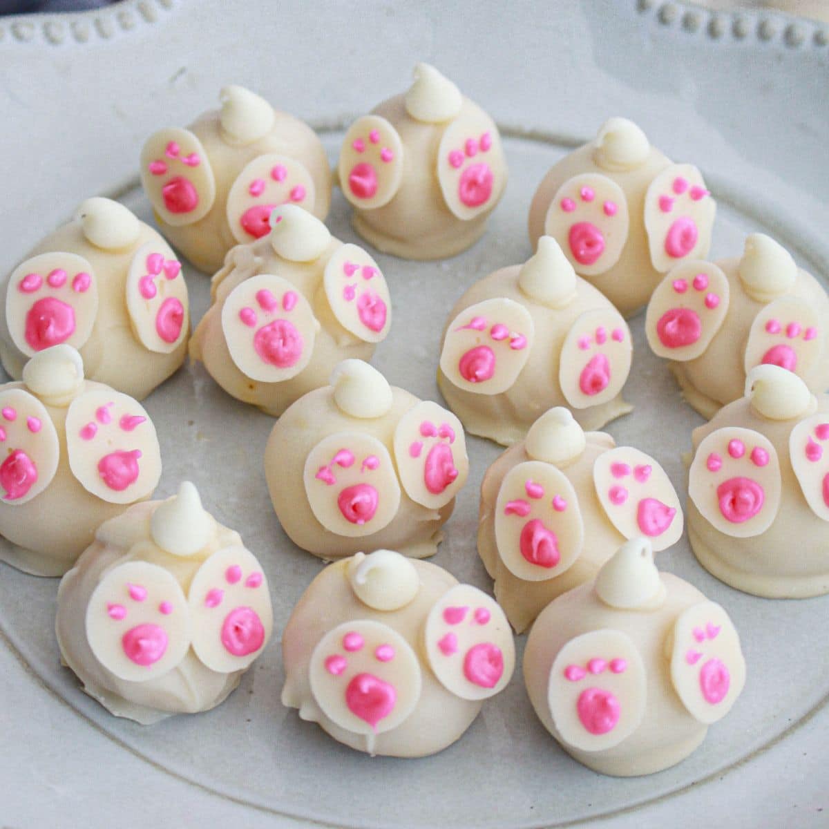 bunny butt oreo truffles on a plate.