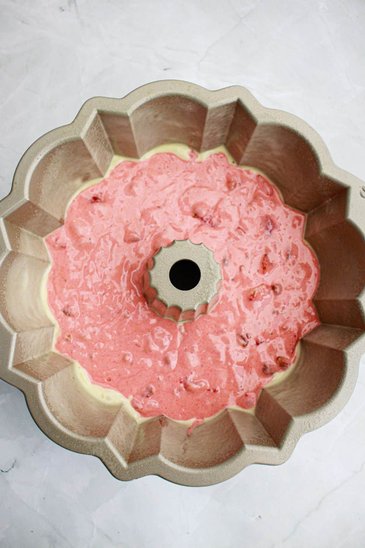 cake batter bundt cake pan.