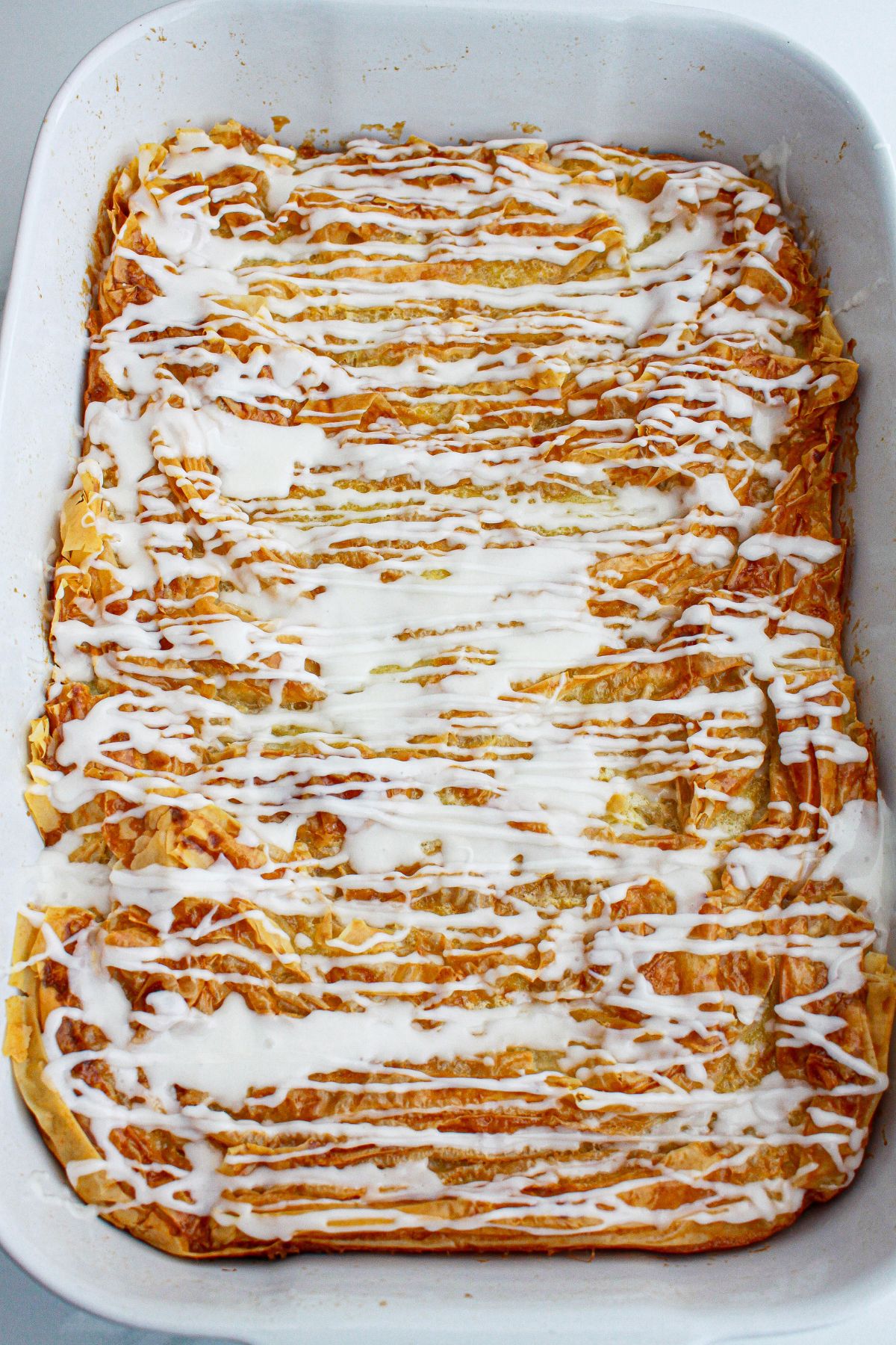 finished crinkle cake in a baking dish.