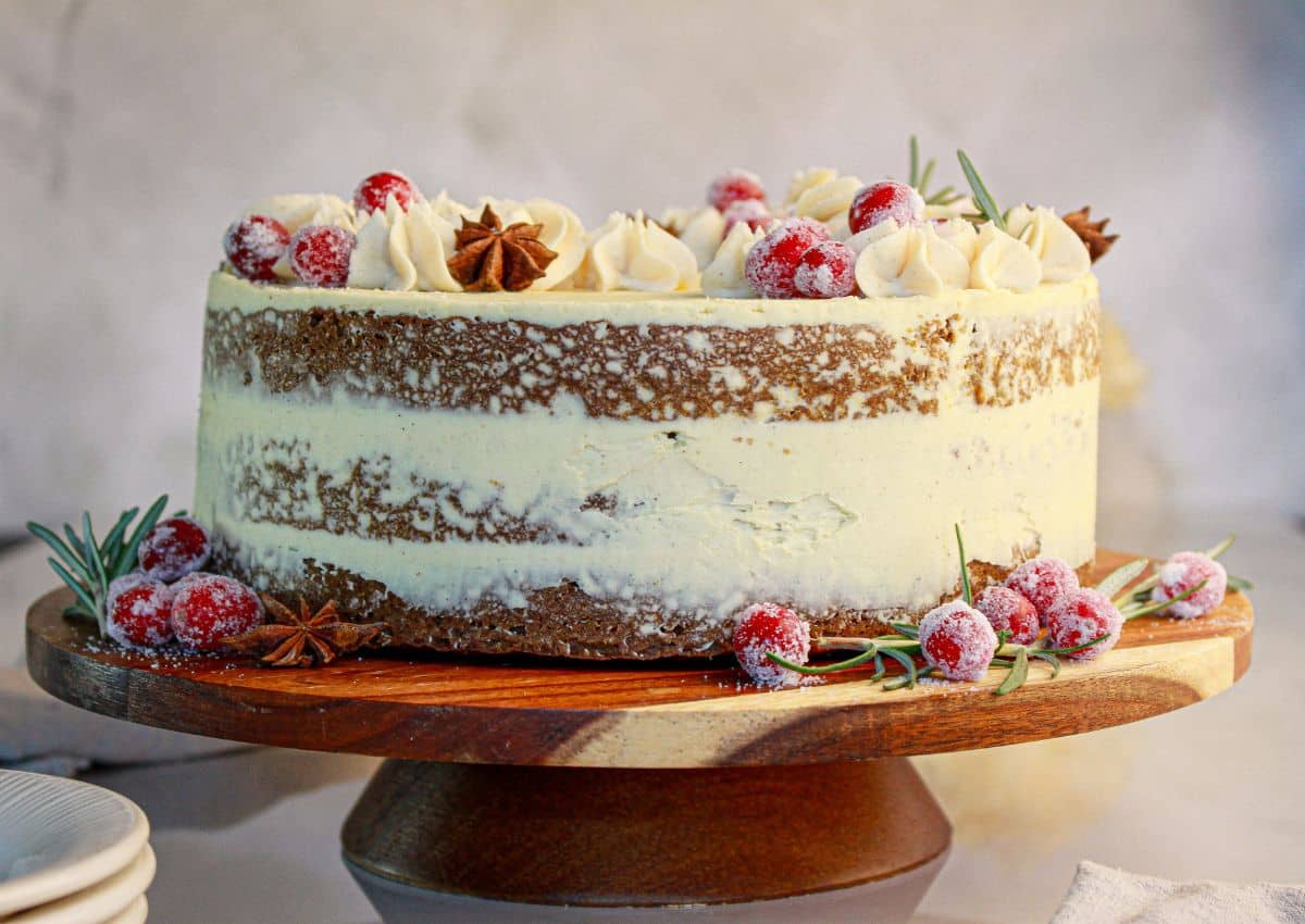 Spice cake on cake stand.