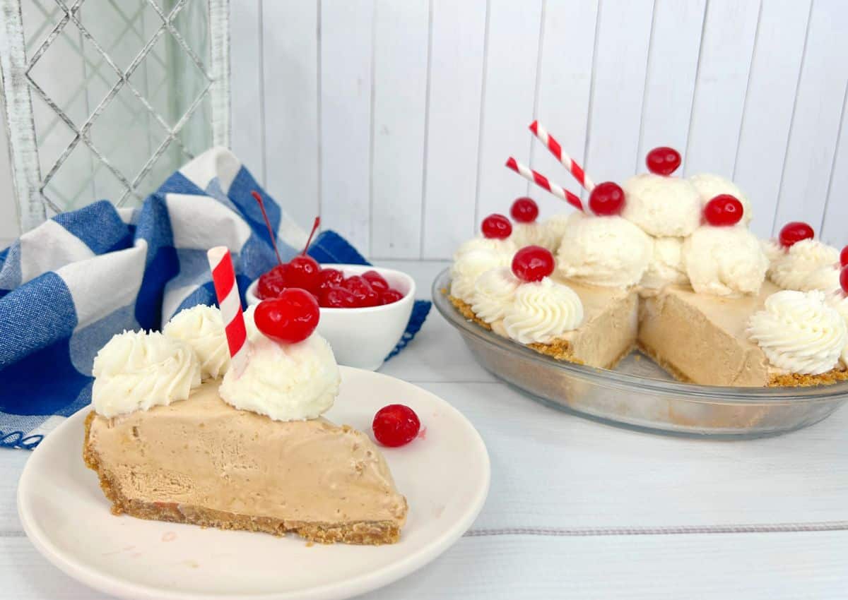 Slice of root beer pie on a plate.
