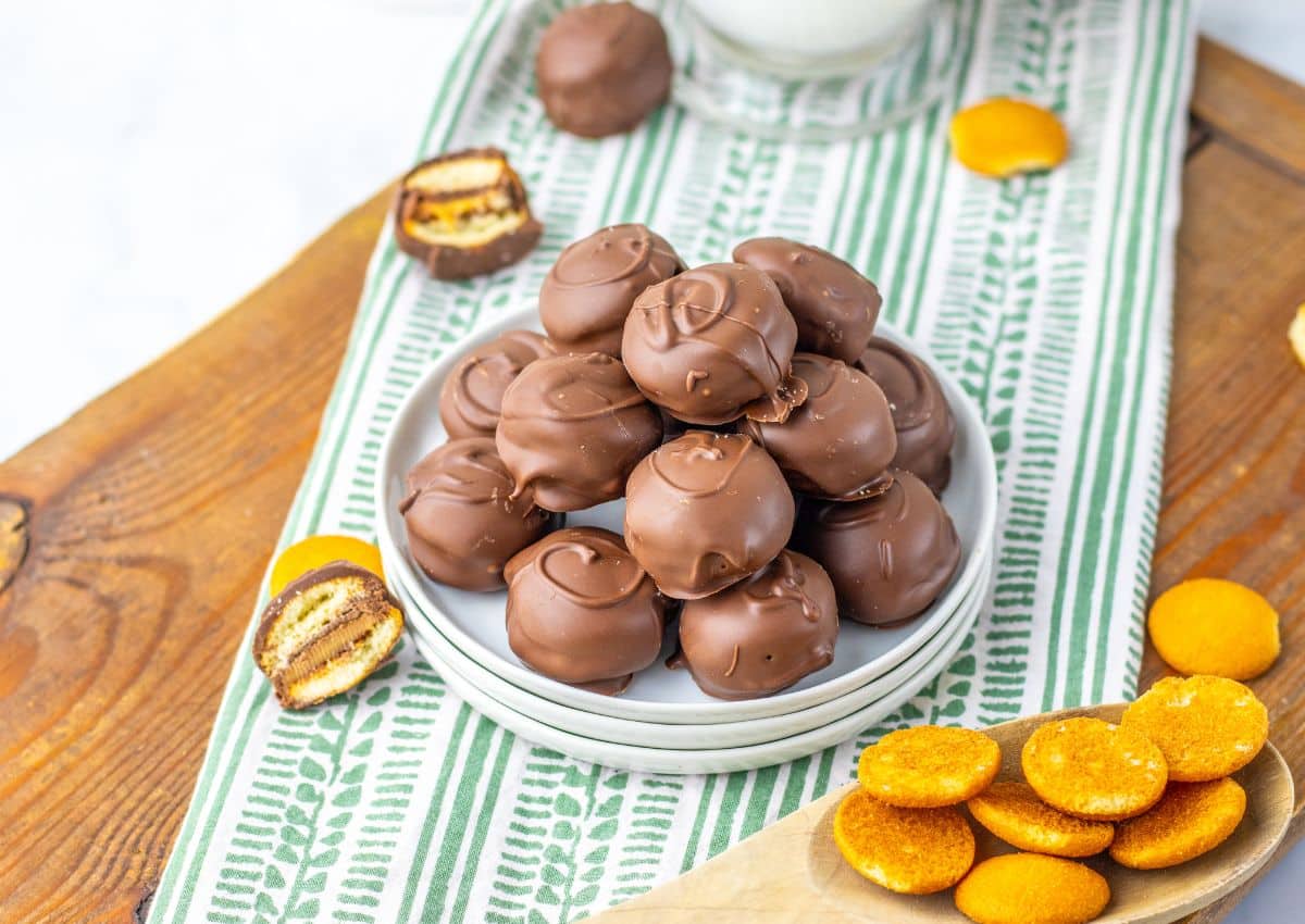 Small plates filled with Twix bites.