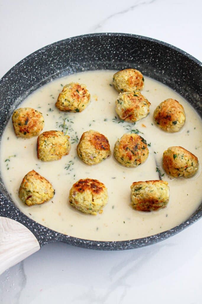 Meatballs in sauce in the pan.