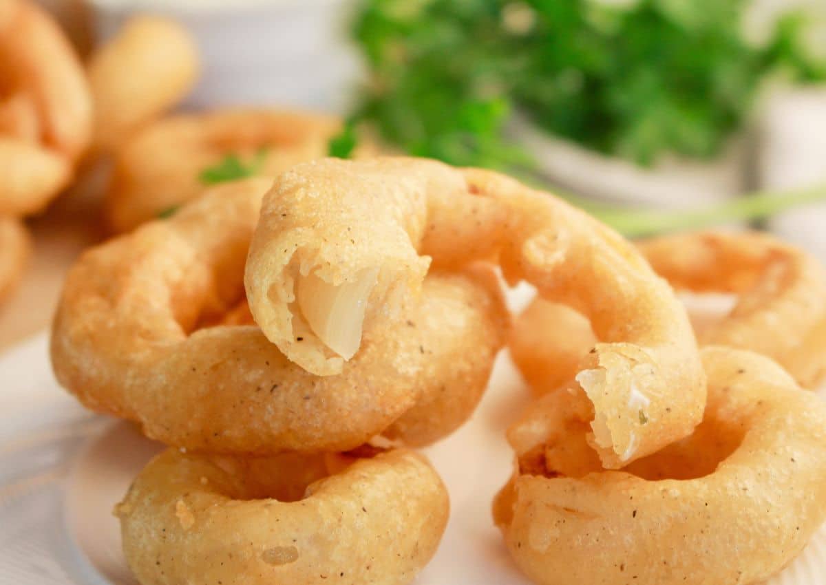 Onion rings on a plate.