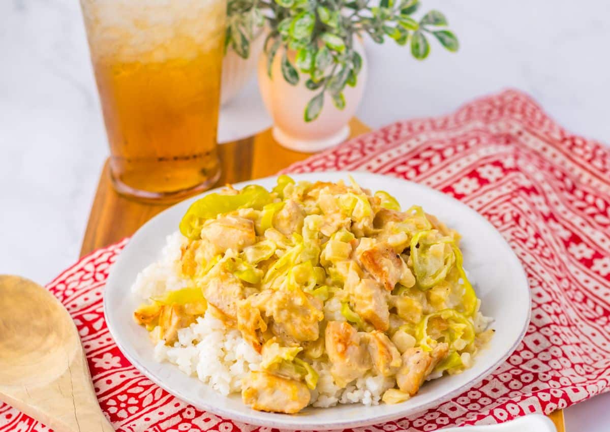 Plate of rice and pepperoncini chicken.