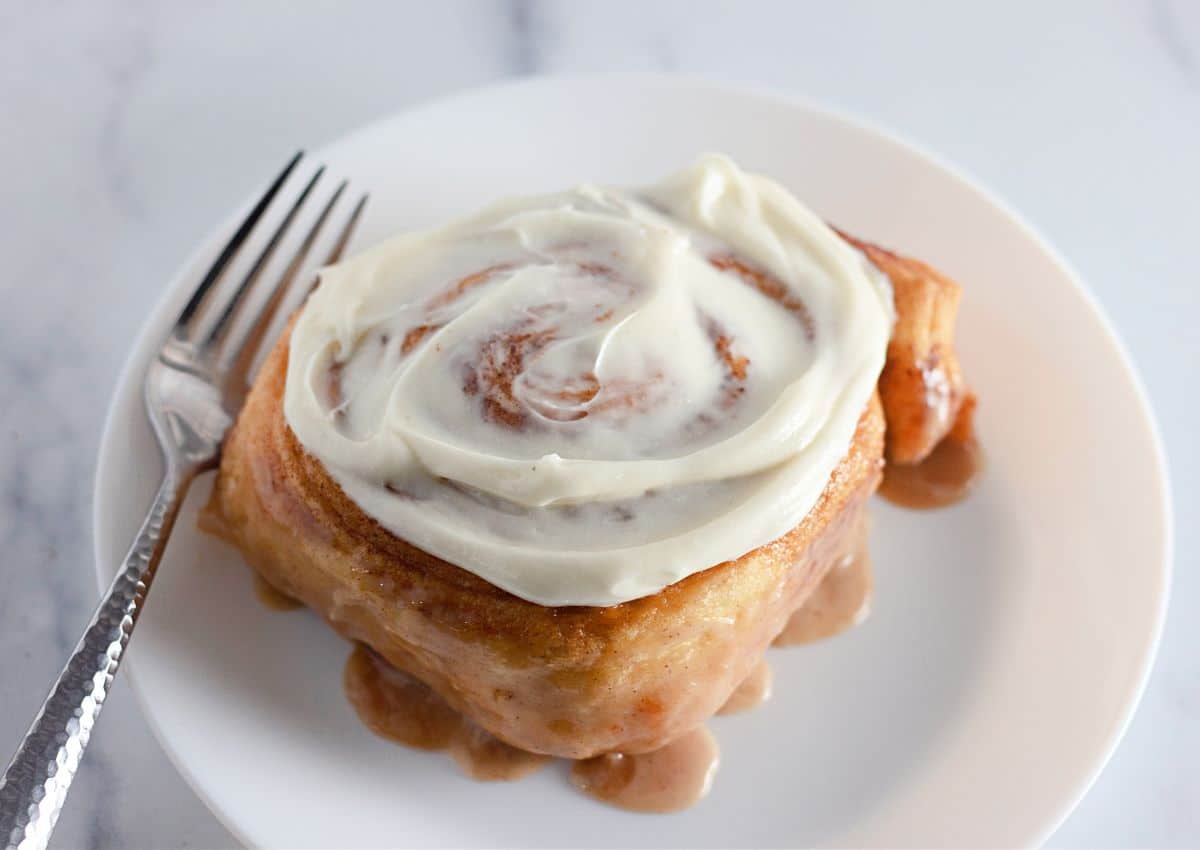 Cinnamon roll on a plate.