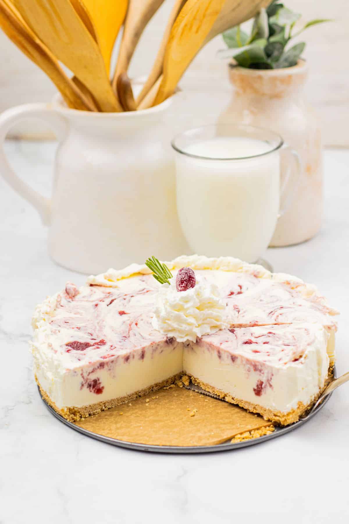 Cheesecake on a springform pan.