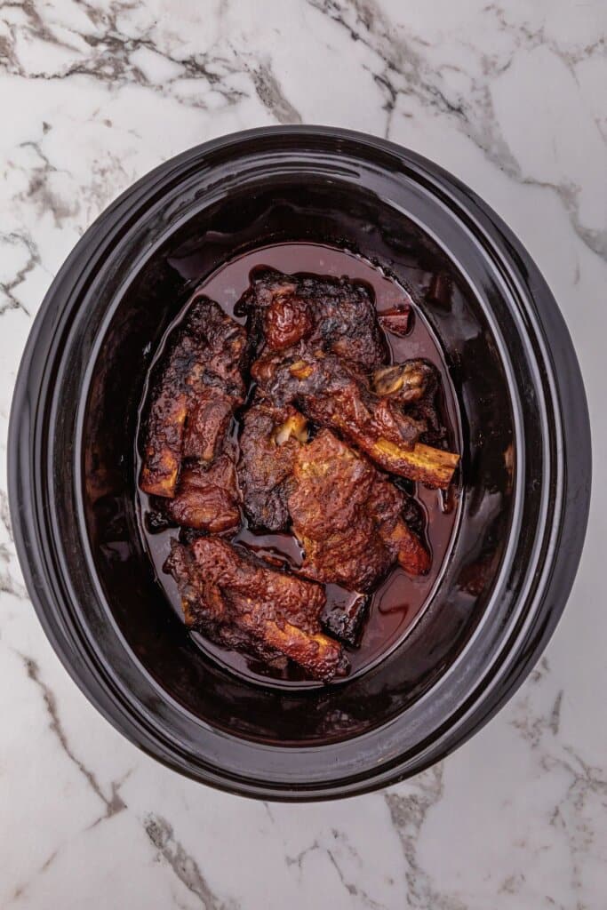 BBQ ribs in a slow cooker.