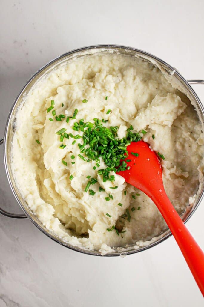 Mashed potatoes in a large pot.