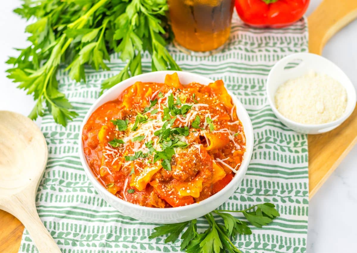 White bowl filled with lasagna soup.
