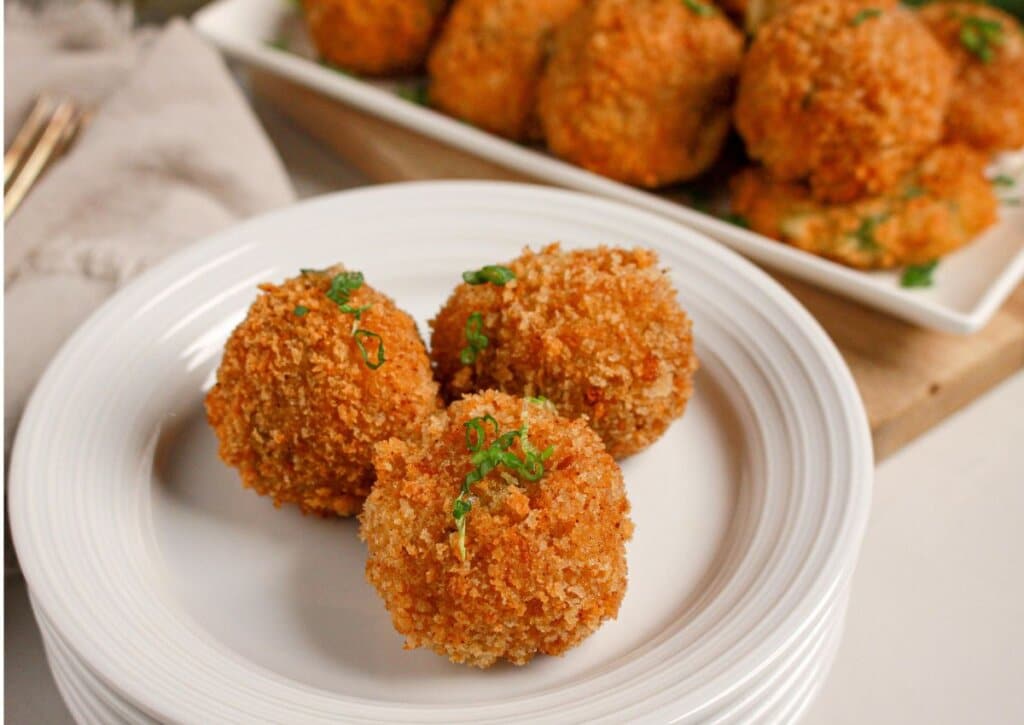 Copycat rattlesnake bites on a white plate.