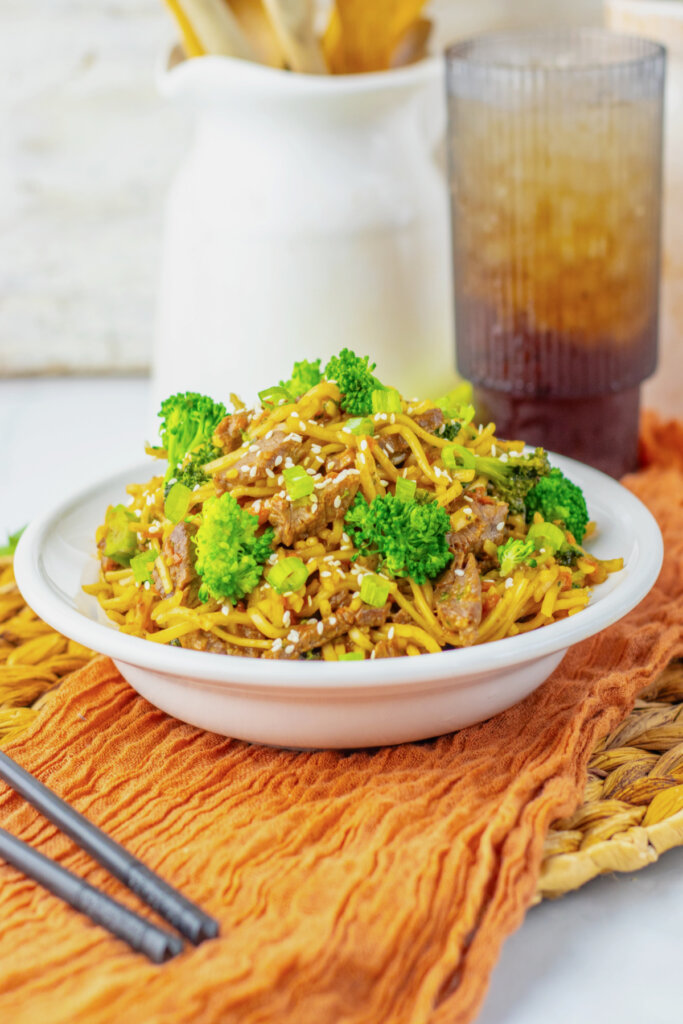 Beef and Broccoli Lo Mein - Maria's Mixing Bowl